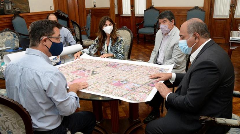 Manzur enviará a la Legislatura el proyecto para la urbanización de barrios populares