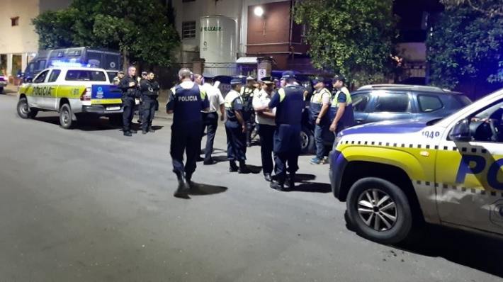 Lo detuvieron por apuñalar a su hermano tras una discusión