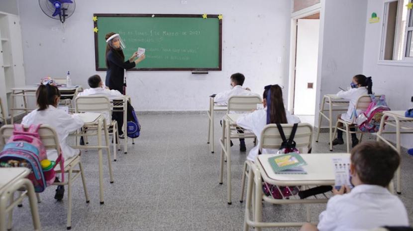 “En la escuela se está cumpliendo el protocolo y la burbuja está funcionando”