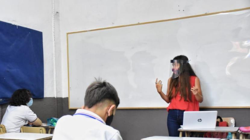 Solo 23 burbujas sanitarias escolares tuvieron que ser aisladas