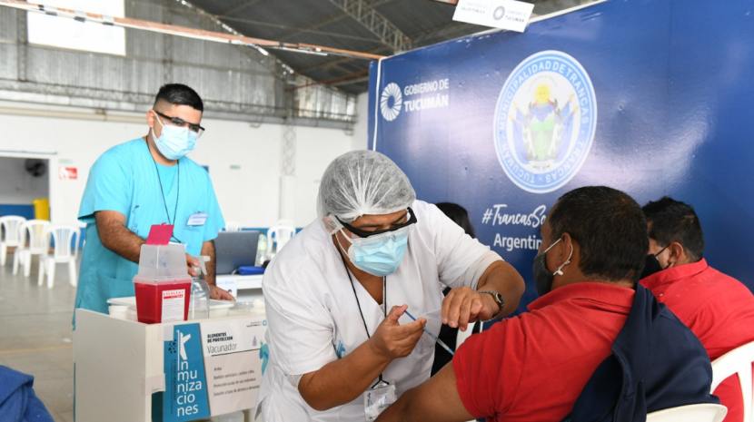 Vacunación para 30 años: “Muchos están confundidos con tanta información”