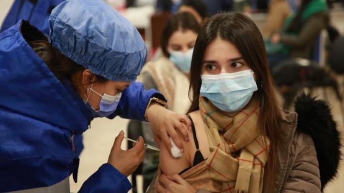 Casi 80.000 jóvenes de 20 a 24 años están inscriptos para vacunarse -  Comunicación Tucumán