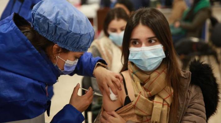 Casi 80.000 jóvenes de 20 a 24 años están inscriptos para vacunarse