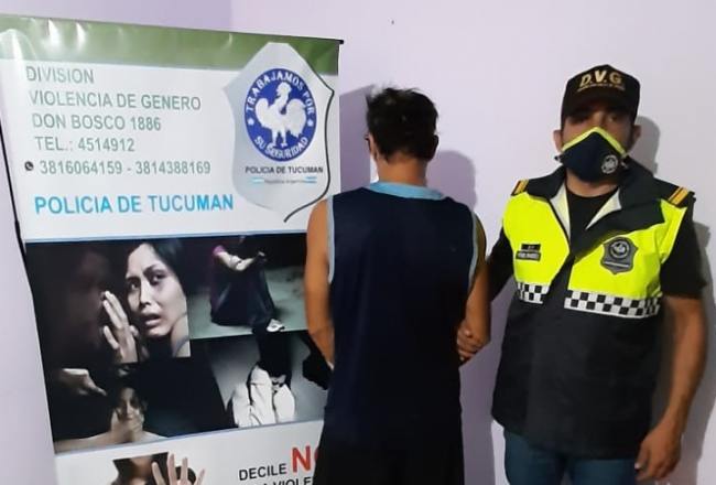 Arrestaron a un hombre de 52 años acusado de golpear a su ex pareja con una maza en la cabeza.