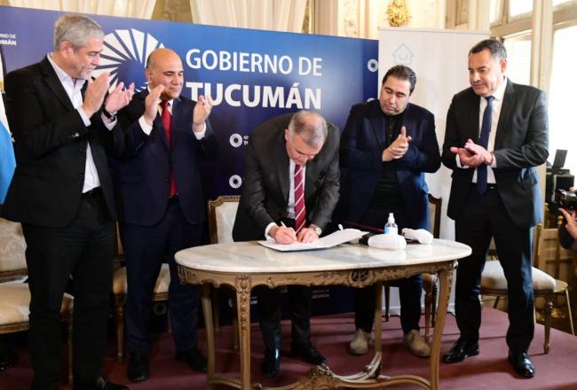 Procrear II en Tucumán: firman contratos para construir casi 3.150 casas