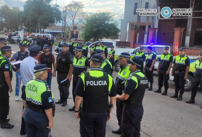 La Policía secuestró 60 motos y una camioneta.
