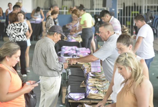 Mañana inicia la entrega del Boleto Gratuito para para jubilados -  Comunicación Tucumán