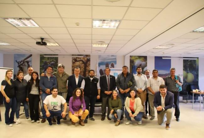 Tucumán: Buscan fortalecer al sector avícola de la agricultura familiar