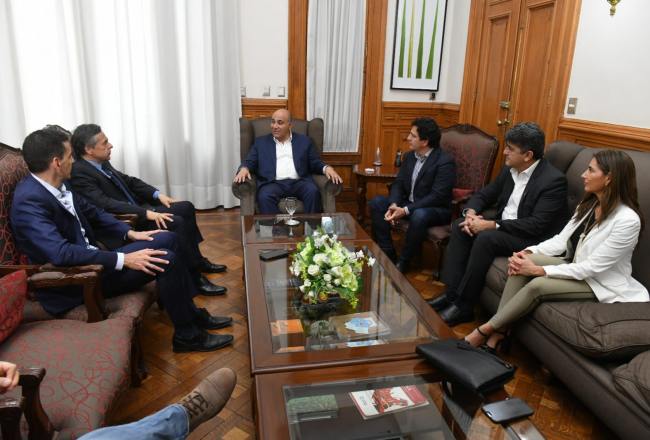 Manzur recibió al ministro de Transporte y al presidente de Trenes Argentinos