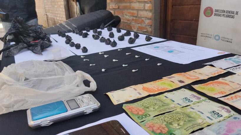 Cinco aprehendidos y secuestro de drogas en distintos procedimientos contra el narcomenudeo