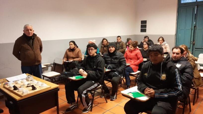 Dio inicio el Curso de Auxiliar en Instalaciones Eléctricas