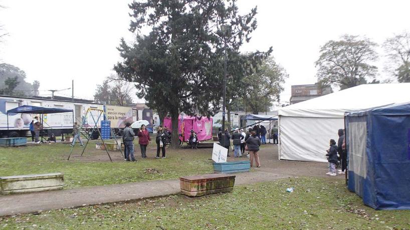 El Hospital Móvil acerca atención médica integral a los vecinos de Almafuerte