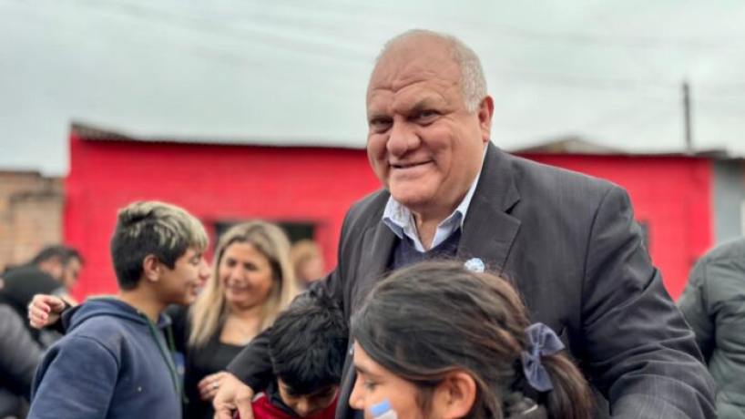 El ministro Masso visitó el merendero Rinconcito de Alegría y participó de una jornada de fútbol infantil