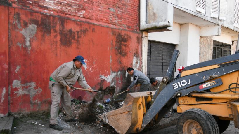 Respuesta rápida a los vecinos: comenzaron los trabajos en Villa 9 de Julio