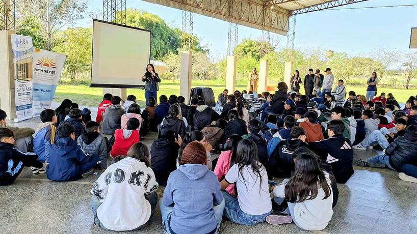 Salud concretó actividades de promoción de hábitos saludables en la Escuela Agrotécnica de Santa Ana