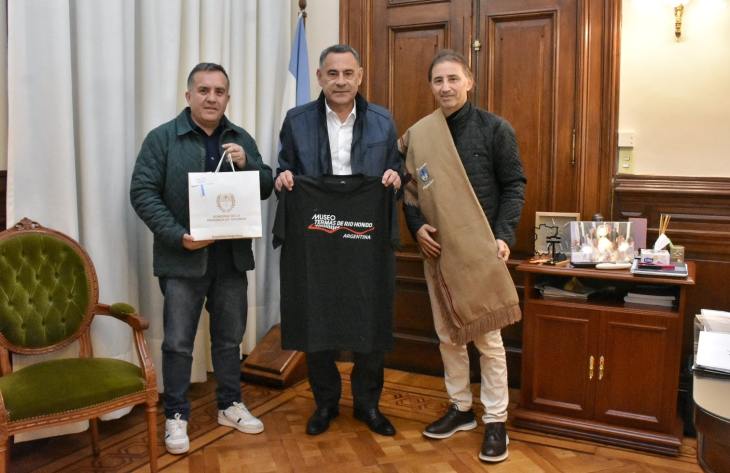 Reunión por circuitos turísticos entre Tucumán y Santiago del Estero