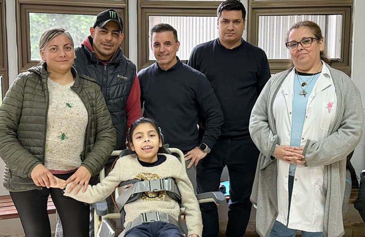 Entrega de equipamiento adaptado en el Hospital Avellaneda