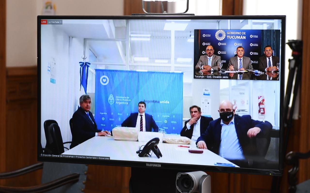 “Las obras de la nación, en esta gestión del presidente Alberto Fernández, llegan a la provincia", expresó Jaldo
