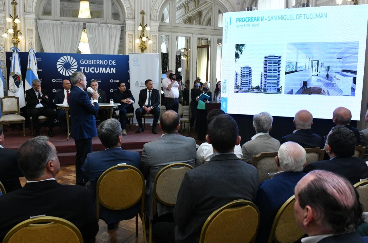 Procrear II en Tucumán: firman contratos para construir casi 3.150 casas