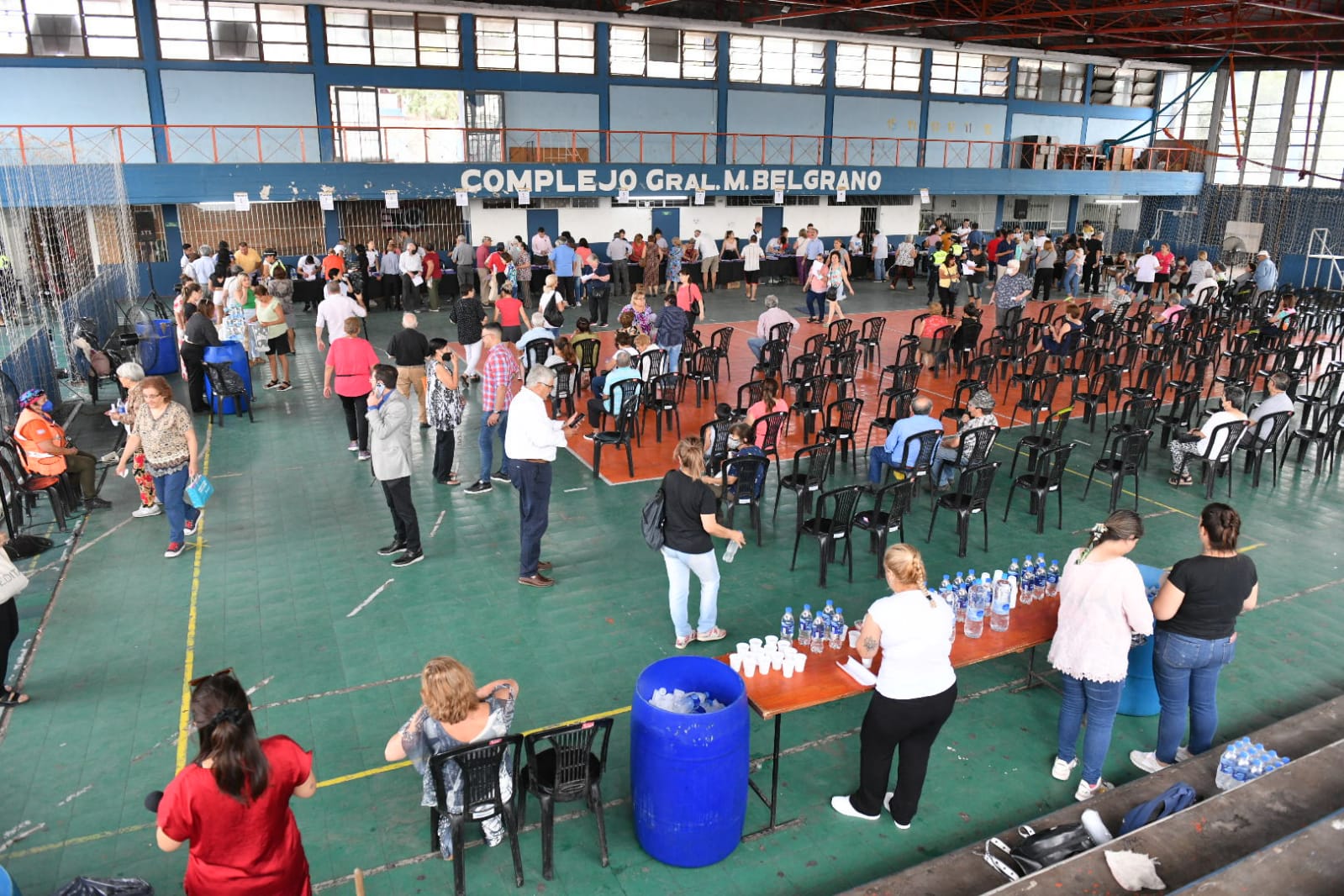 Continúa la entrega de los boletos a jubilados y jubiladas Continúa la entrega de los boletos a jubilados y jubiladas