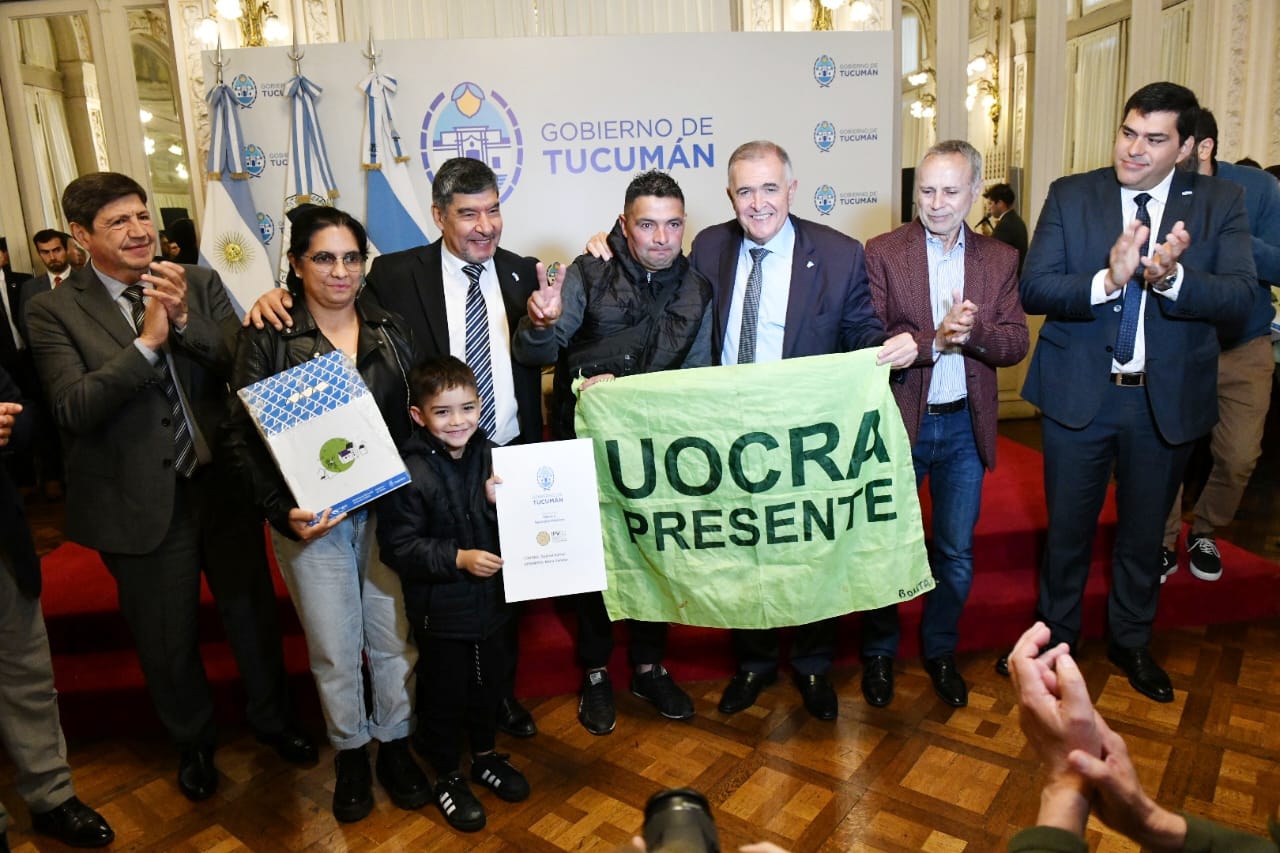 https://www.comunicaciontucuman.gob.ar/fotos/notas/2025/04/04/250404102402_95532.jpeg