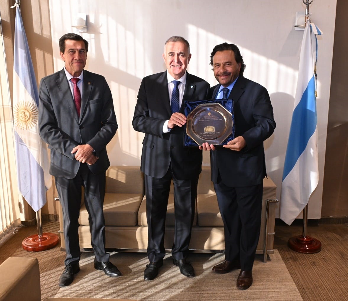 https://www.comunicaciontucuman.gob.ar/fotos/notas/2025/07/22/250722095318_84915.jpg