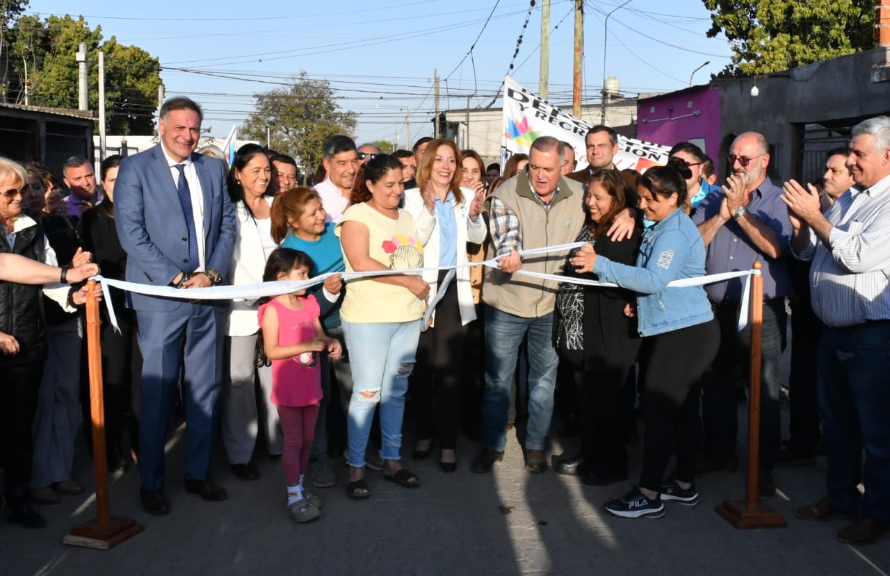Las Talitas: Jaldo inauguró un destacamento de Infantería y obras de urbanización