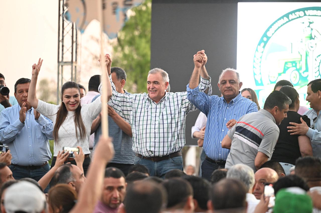 Alto Verde concluyó con las obras de pavimento y alumbrado público