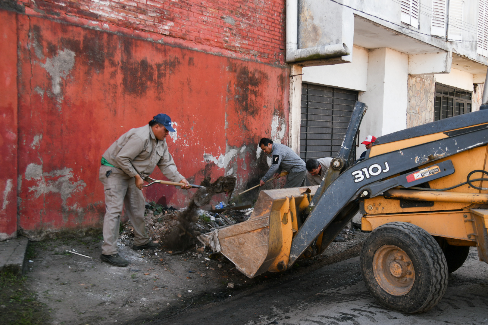 Respuesta rápida a los vecinos: comenzaron los trabajos en Villa 9 de Julio