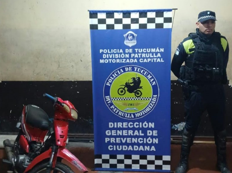 La inmediata intervención policial permitió recuperar cuatro motos robadas