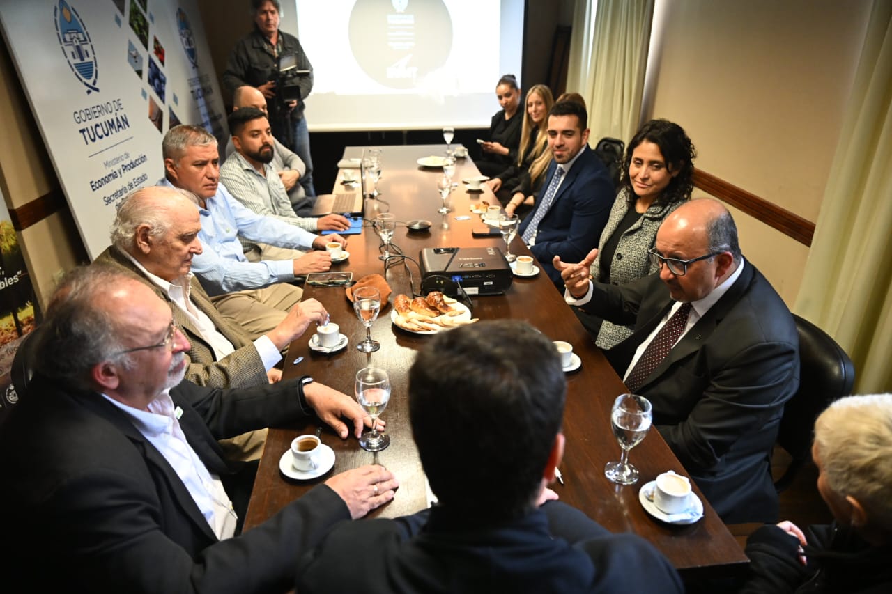 Encuentro en el IPAAT
